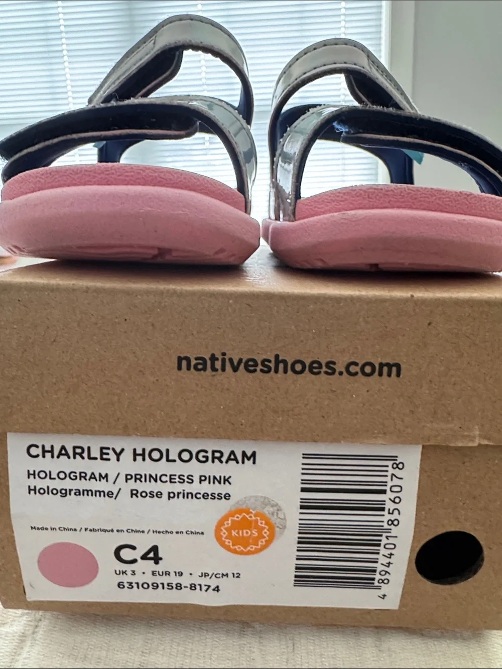 Native Girls Charley Hologram Iridescent Sandal - Princess Pink, Size C4